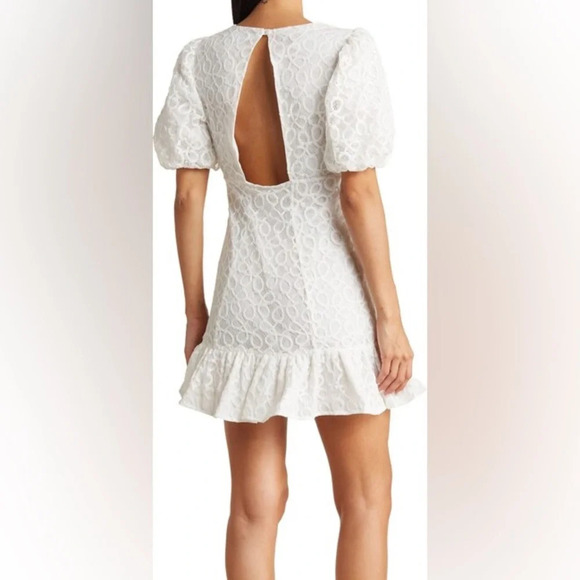 Walter Baker Cute Out Lace Mini Dress Puff Sleeve Summer Party Bridal Size 6 - Picture 13 of 13